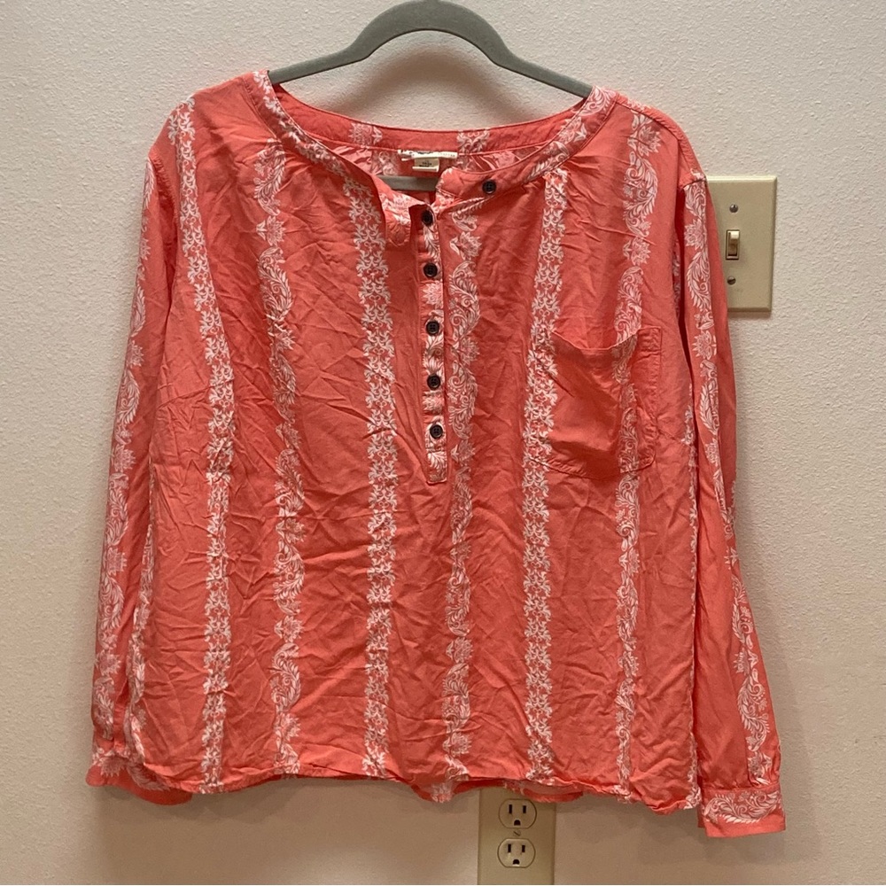 Hydraulic Plus Size Coral Long Sleeve Top